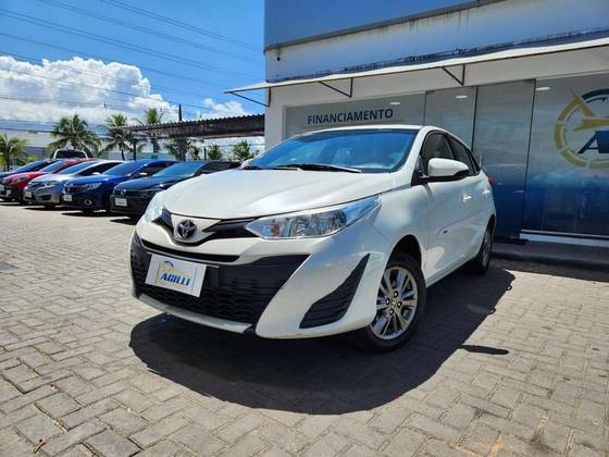 TOYOTA YARIS 1.5 16V FLEX XL PLUS CONNECT MULTIDRIVE TOYOTA YARIS 1.5 16V FLEX XL PLUS CONNECT MULTIDRIVE